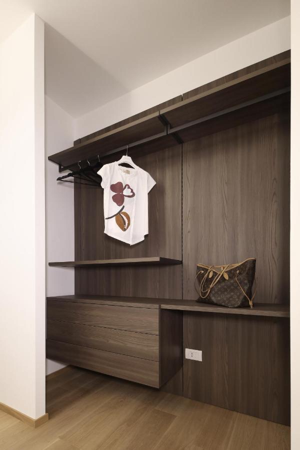 Palazzo Riccamboni Apartment ริวาเดลการ์ดา ภายนอก รูปภาพ